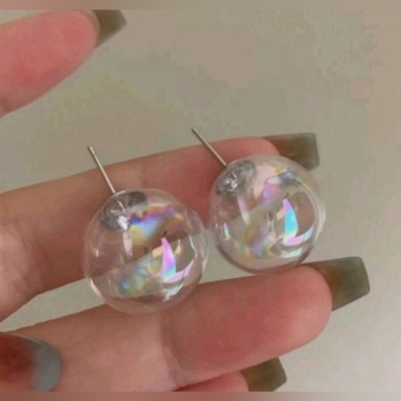 ANTHROPOLOGIE GLASS IRRIDESCENT BUBBLE EARRINGS NO TAGS comes with Gift box 🎁✨ - Picture 2 of 2